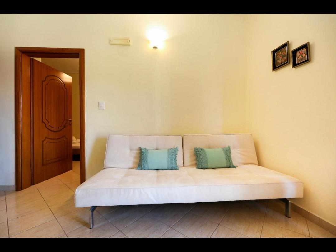 Apartments Athina Orikum Exterior foto